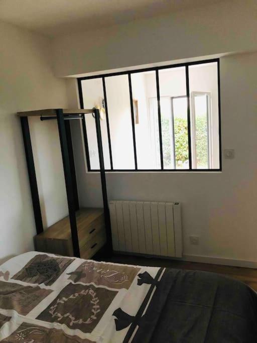 Maisonnette Avec Terrasse *