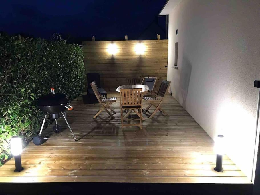 Maisonnette Avec Terrasse * Argences